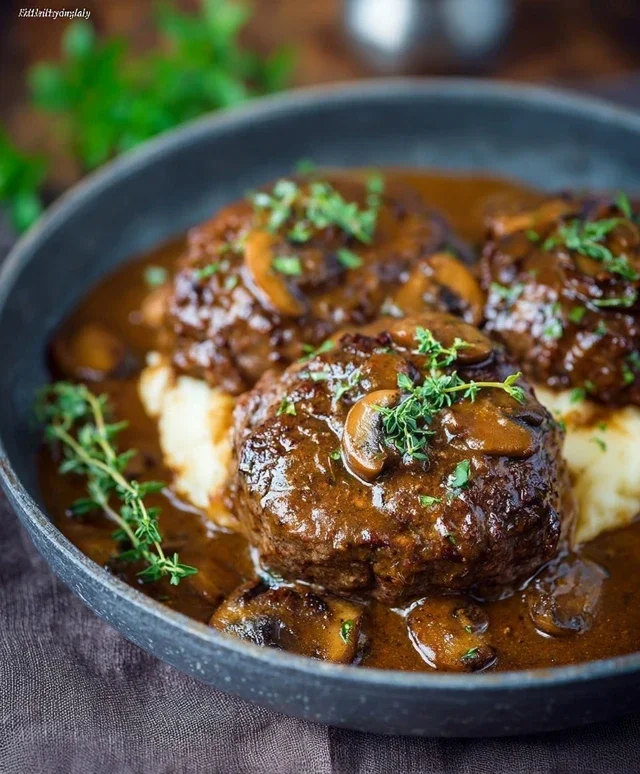 Easy Homemade Salisbury Steak